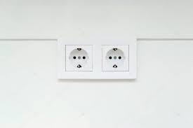 Elektrik Prizi Değişimi Tehlikeli midir?